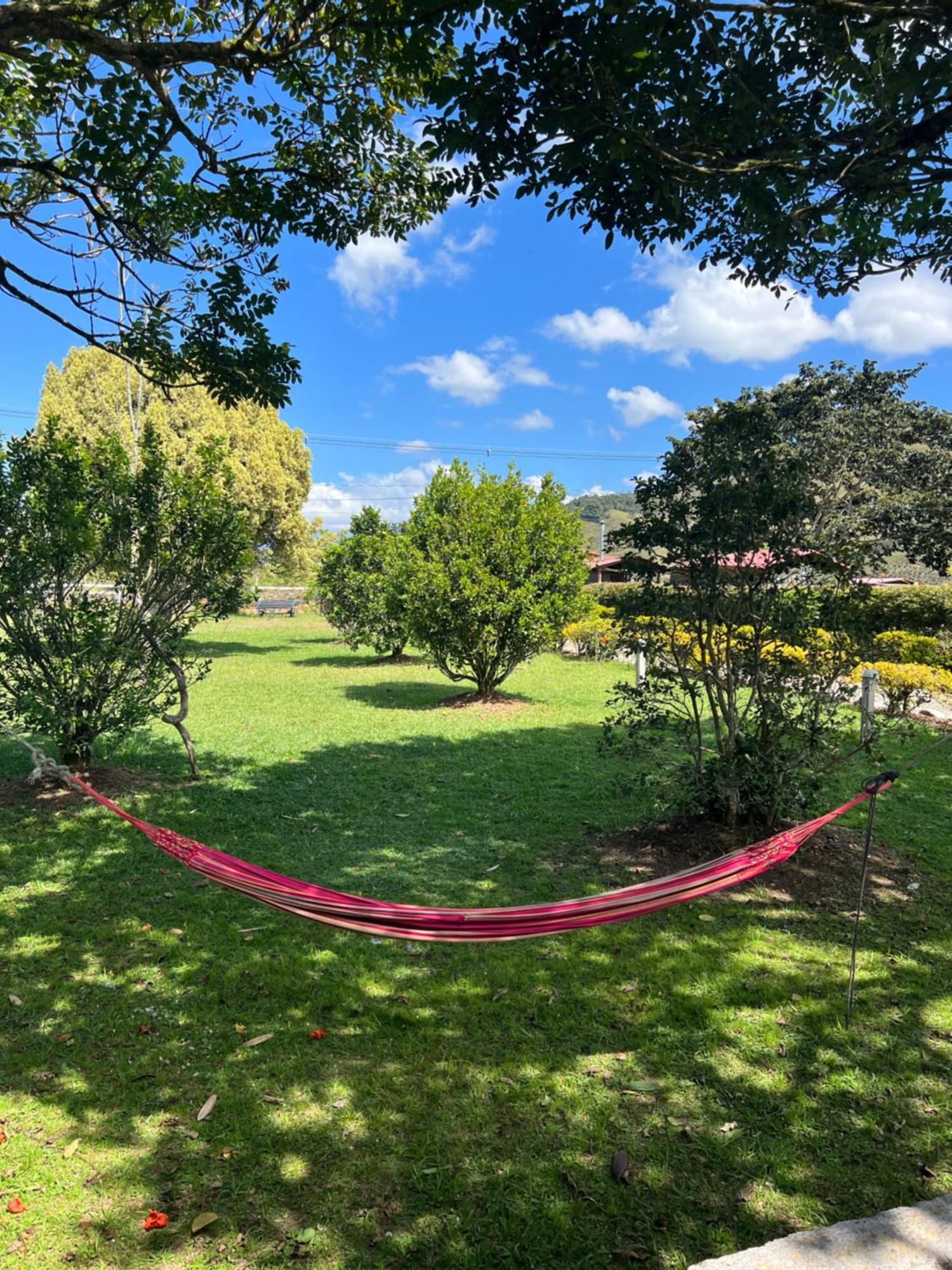 Finca Hotel Paraiso Urrao エクステリア 写真